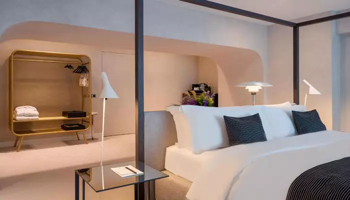 هتل مونوگراف اسکوئر تفلیس